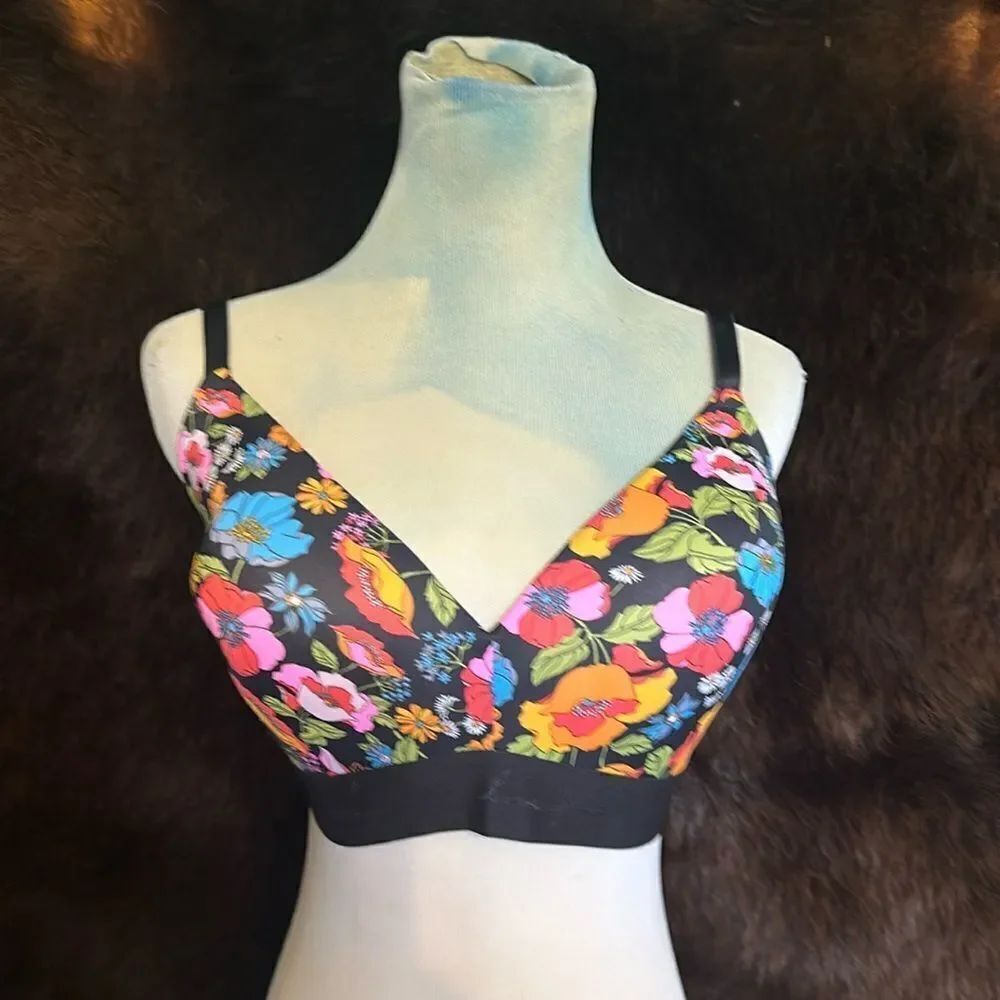 Victoria’s Secret pink bra 36DD (3350) NEW